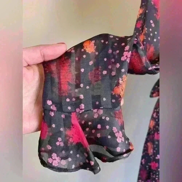 C/Meo Collective Long Sleeve Asymmetrical Floral Wrap Dress - Picture 6 of 16